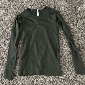 Lululemon long sleeve, olive green, size 6, great condition